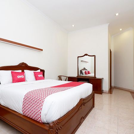 Oyo 2327 Pagsis Village Klaten Екстер'єр фото