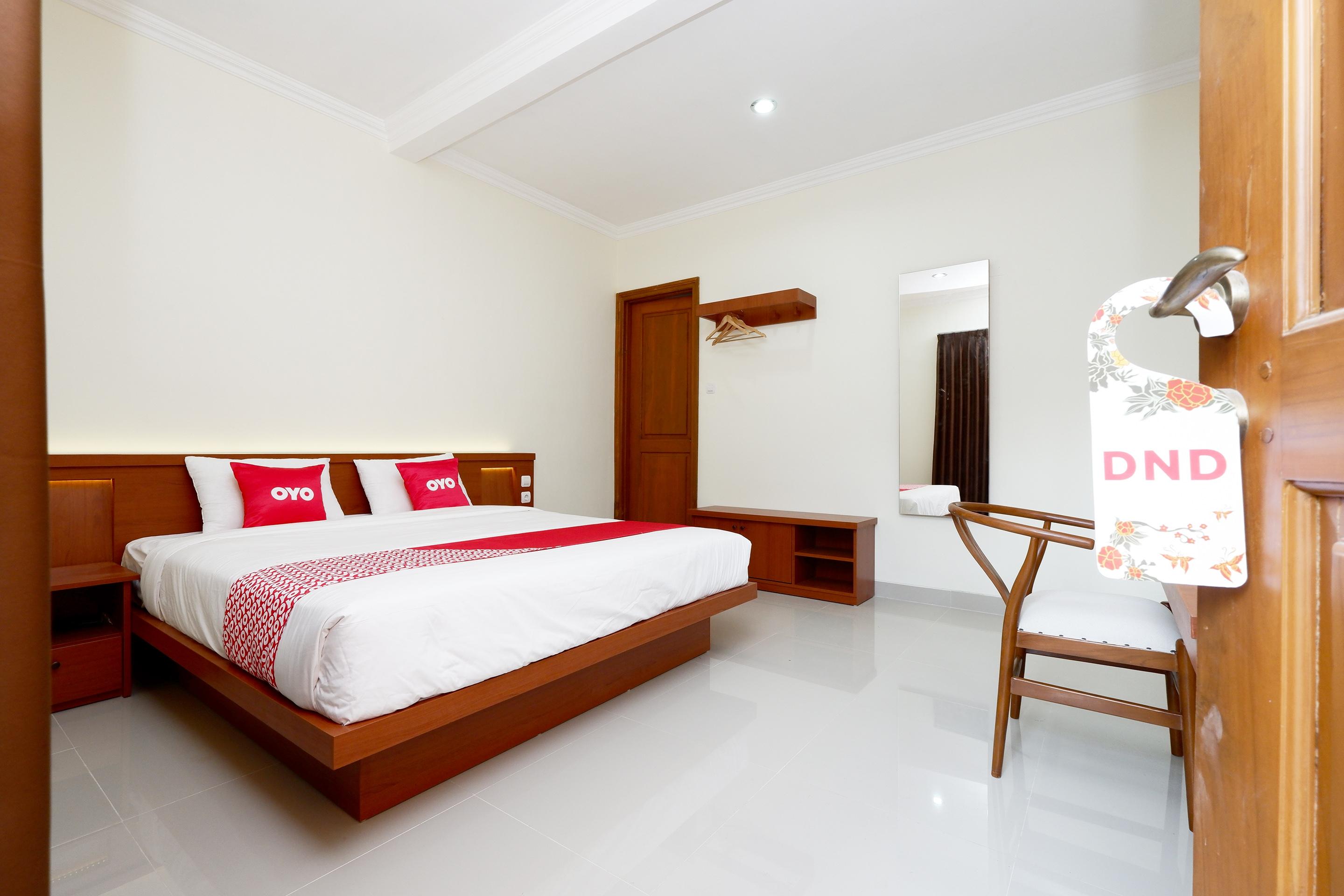 Oyo 2327 Pagsis Village Klaten Екстер'єр фото