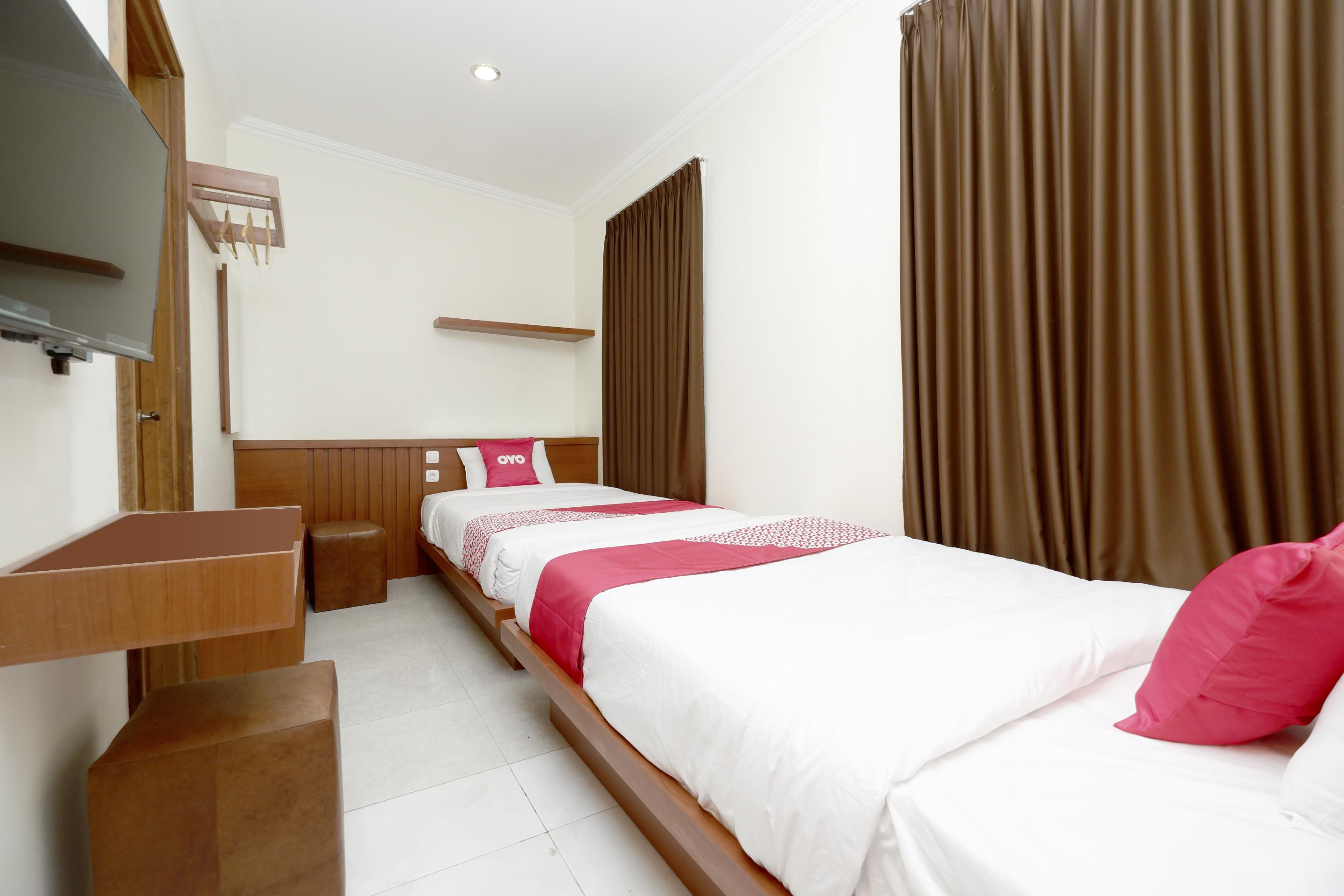 Oyo 2327 Pagsis Village Klaten Екстер'єр фото