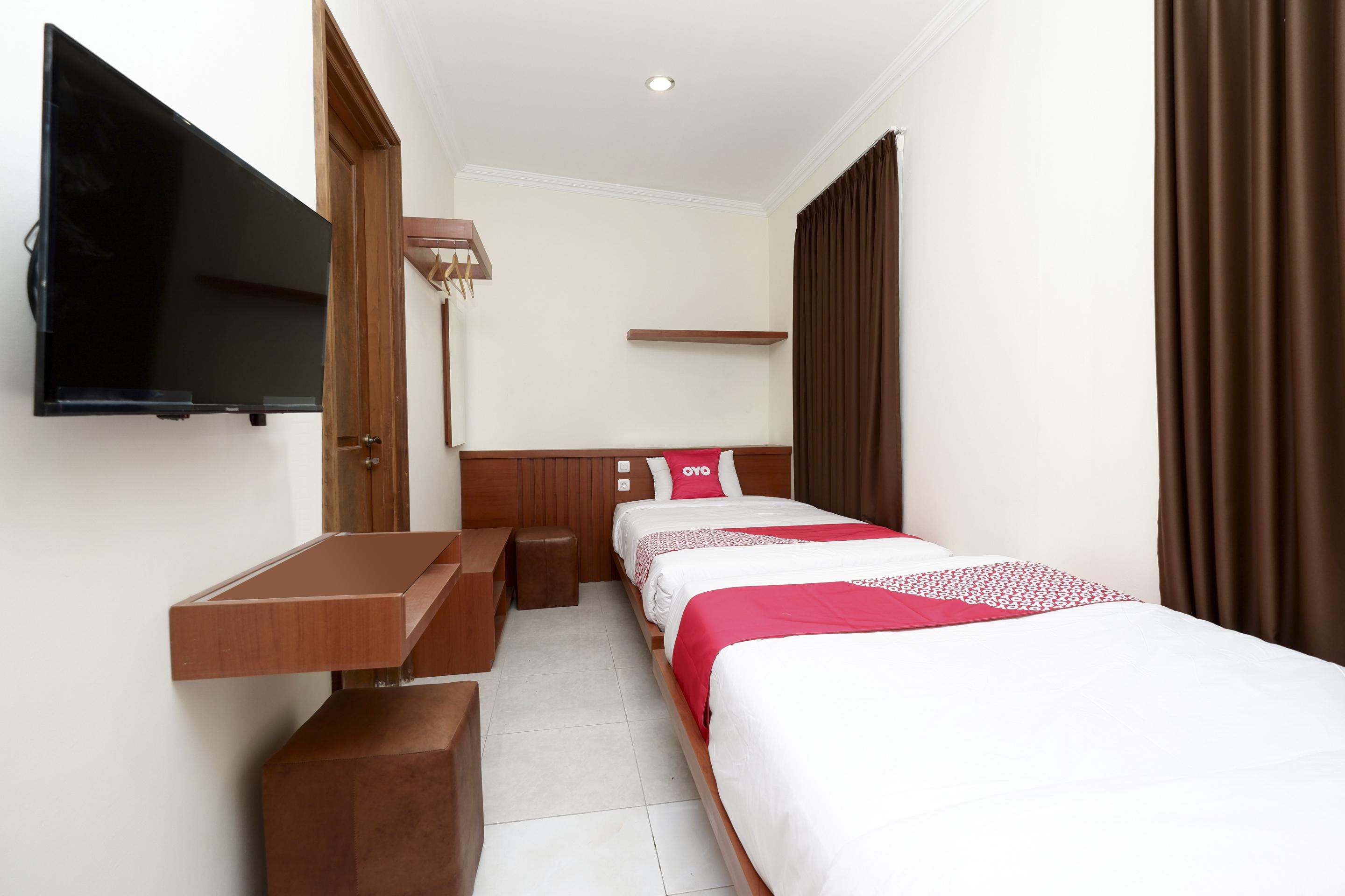 Oyo 2327 Pagsis Village Klaten Екстер'єр фото