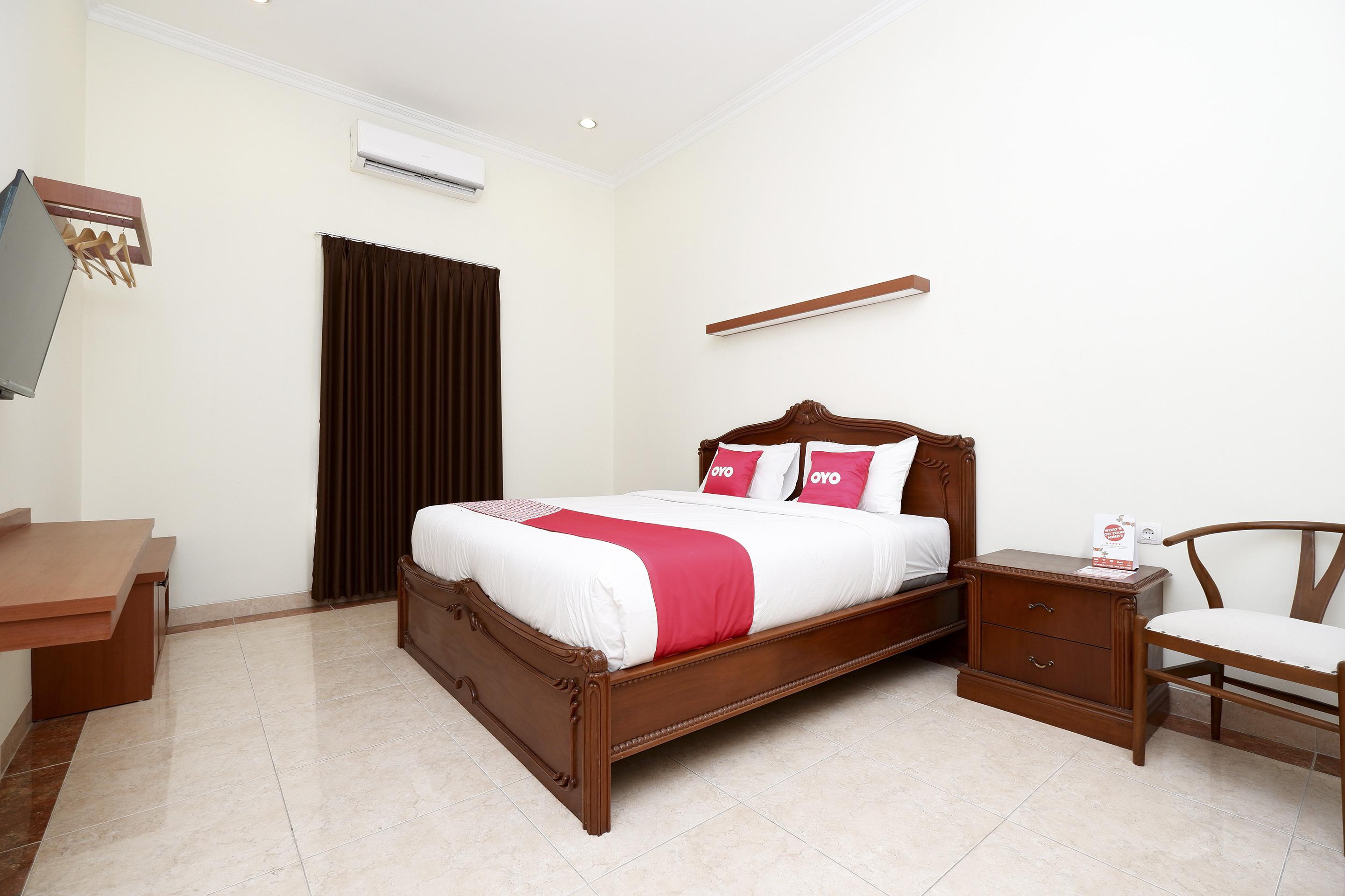Oyo 2327 Pagsis Village Klaten Екстер'єр фото