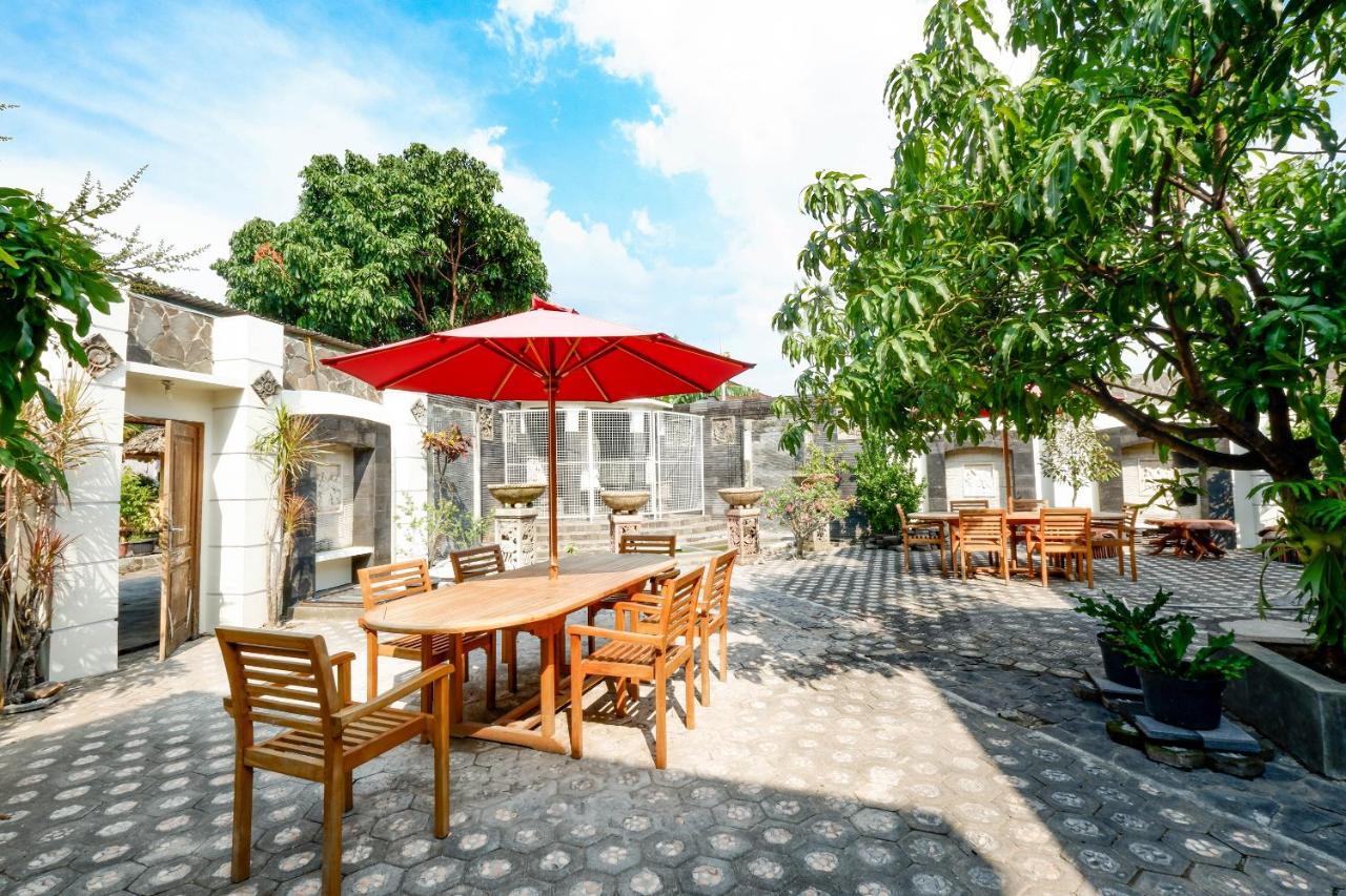 Oyo 2327 Pagsis Village Klaten Екстер'єр фото